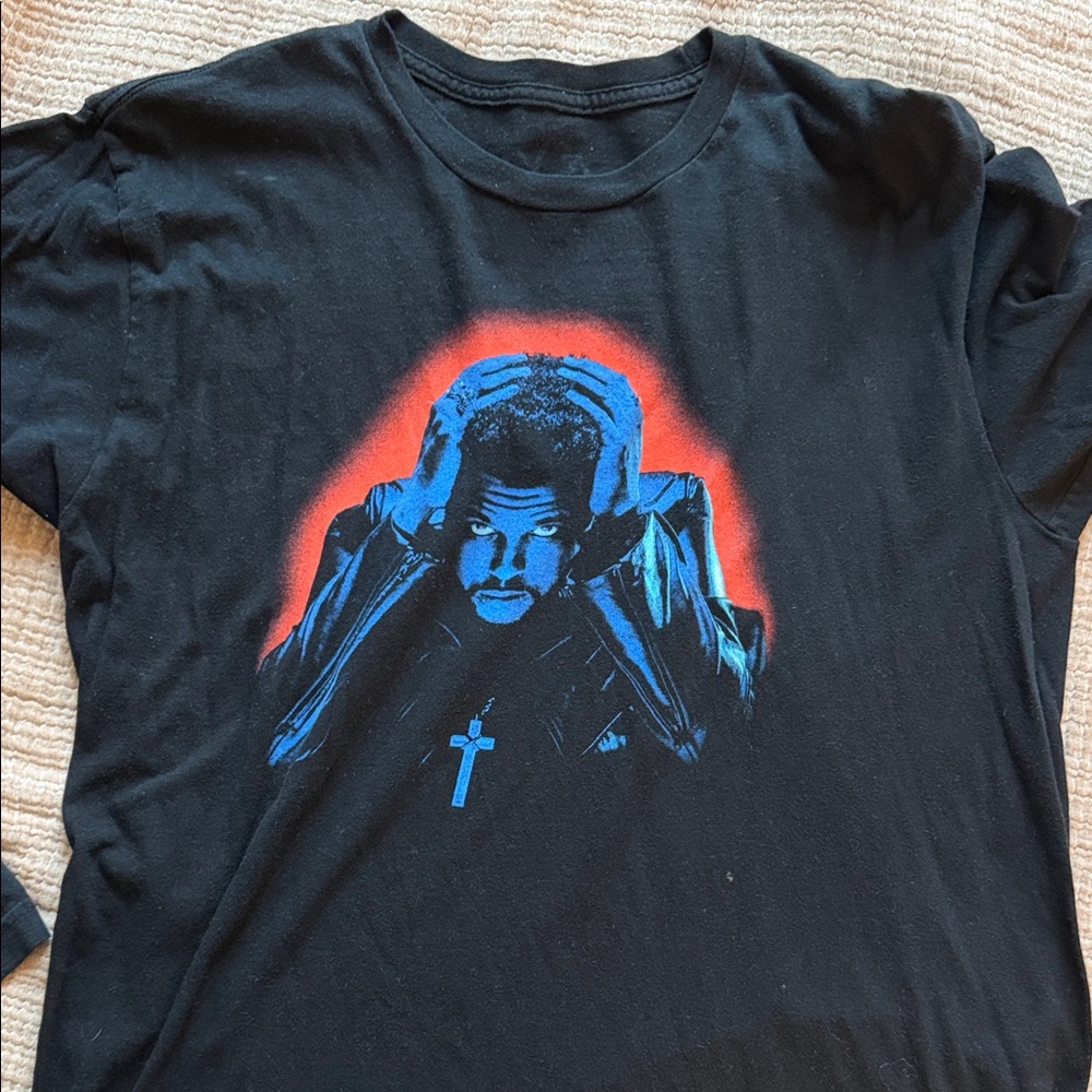 Black The Weeknd XO Graphic T-Shirt with Blue and Red Design